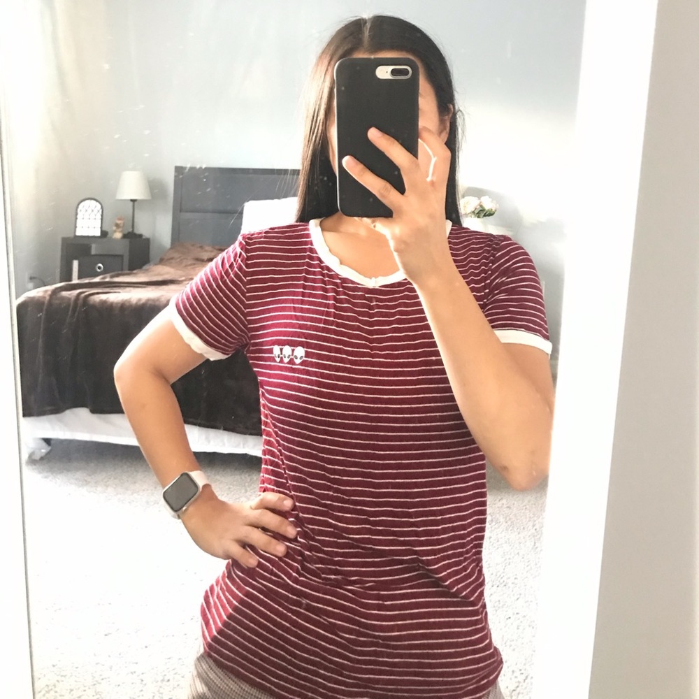 T-shirt red&while strips lightweight